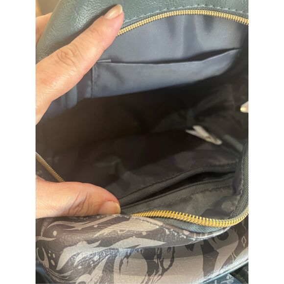 Disney Villian's Maleficent backpack - Picture 8 of 8